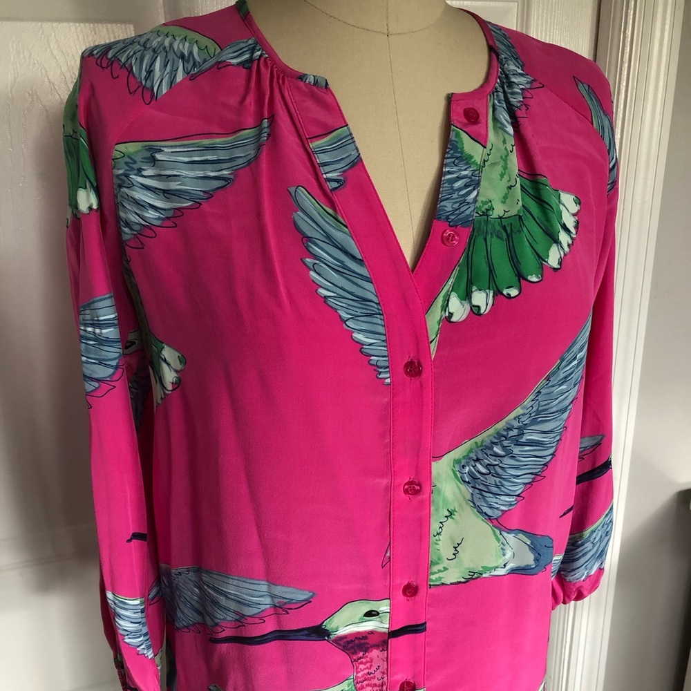 Carly 4 Twiggy London pink hummingbird silk top XS